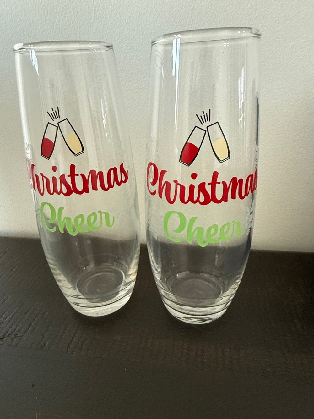 2 Christmas Champagne Flutes & 2 Bottle Stoppers